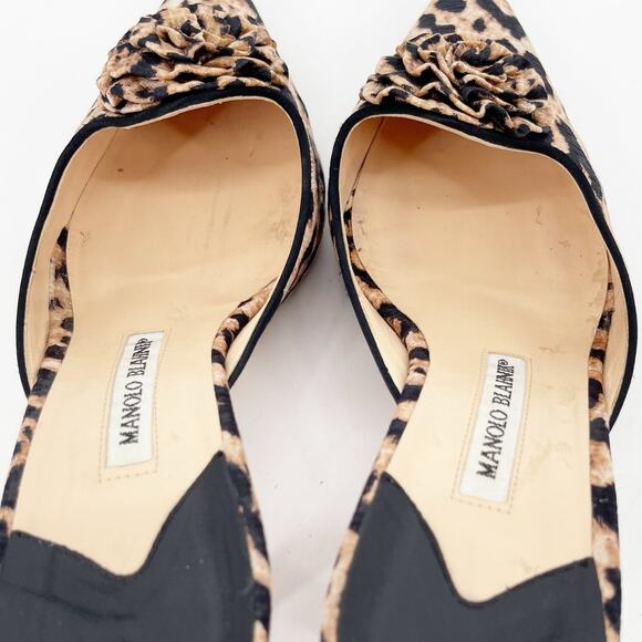 Manolo Blahnik Leopard Print Fabric Rosette Pointed Toe Kitten Heel Mules IT 41 - Picture 7 of 11